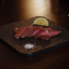 鹽烤翼板牛